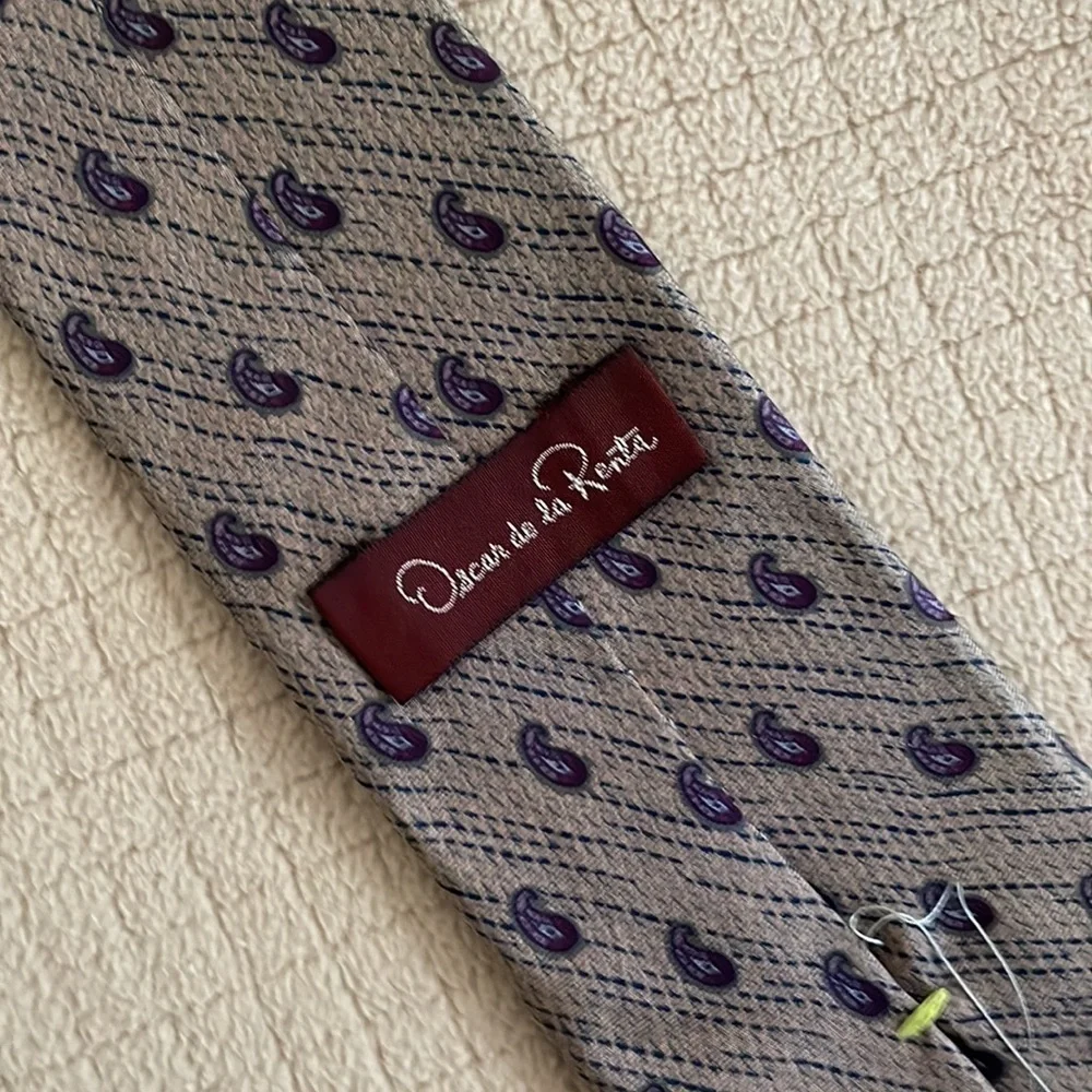 Oscar de la Renta Tie